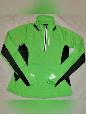 Brooks Women’s Medium Green 1/4 Zip Running Pullover Reflective Athletic Top